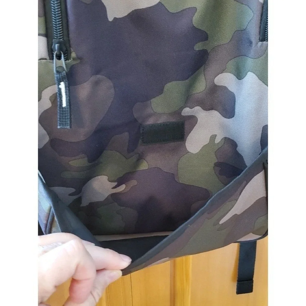 Reebok Men's Green &‎ Brown Camo Backpack